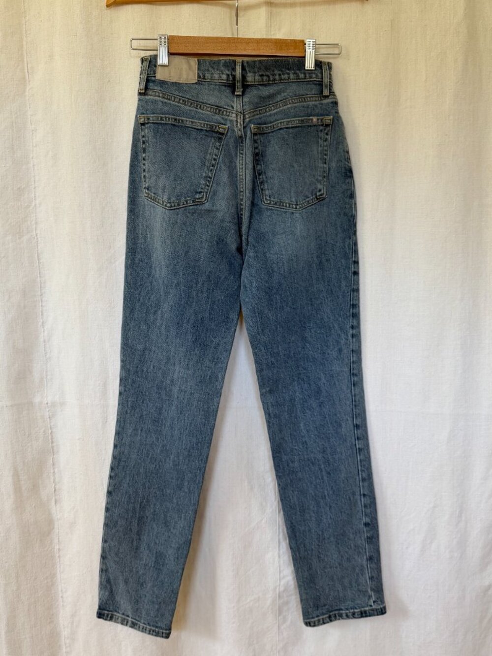 Everlane Cheeky Jeans, size 24 - Picture 3 of 6